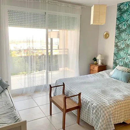 Adosado Triplex 8 Plazas En Residencial De Holiday home